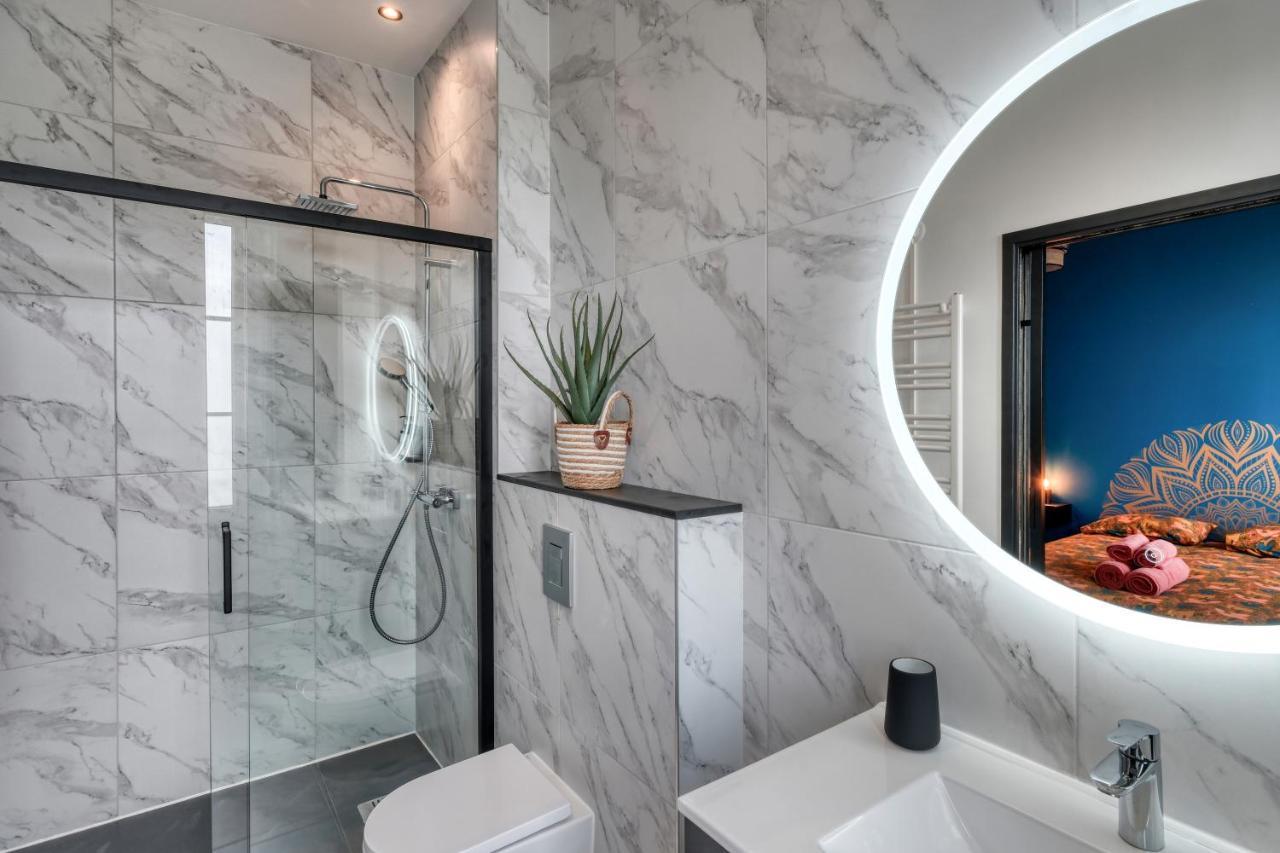 Superbe 2 Pieces Avec Jacuzzi Privatif Face Gare Proche Cathedrale Apartamento Chartres Exterior foto